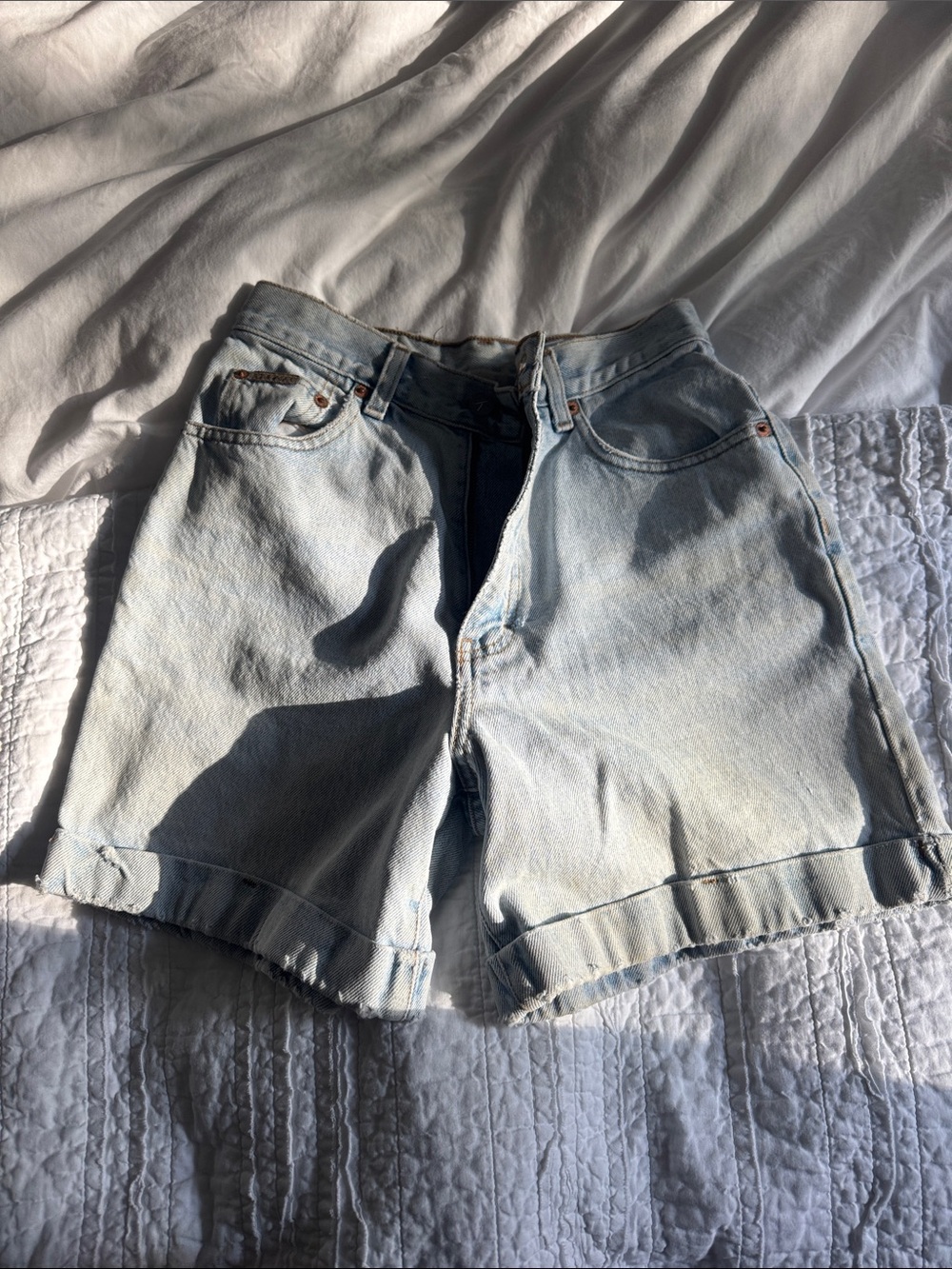 Calvin Klein vintage Light Wash Denim Shorts - Casual Women’s Summer Short